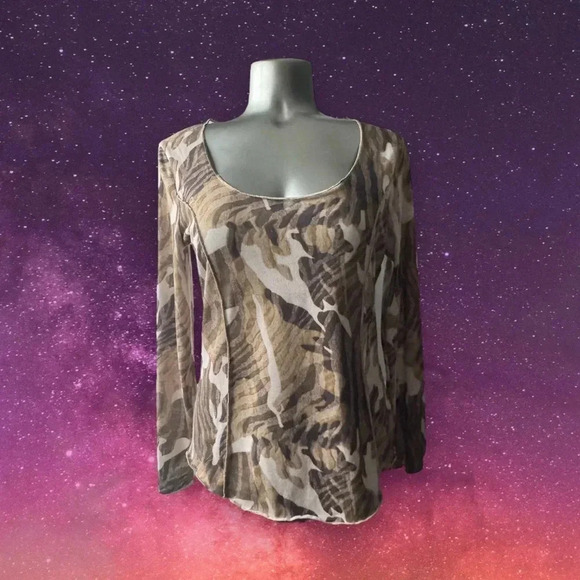 FREE 💎💟Brown Camouflage Top - Picture 7 of 14